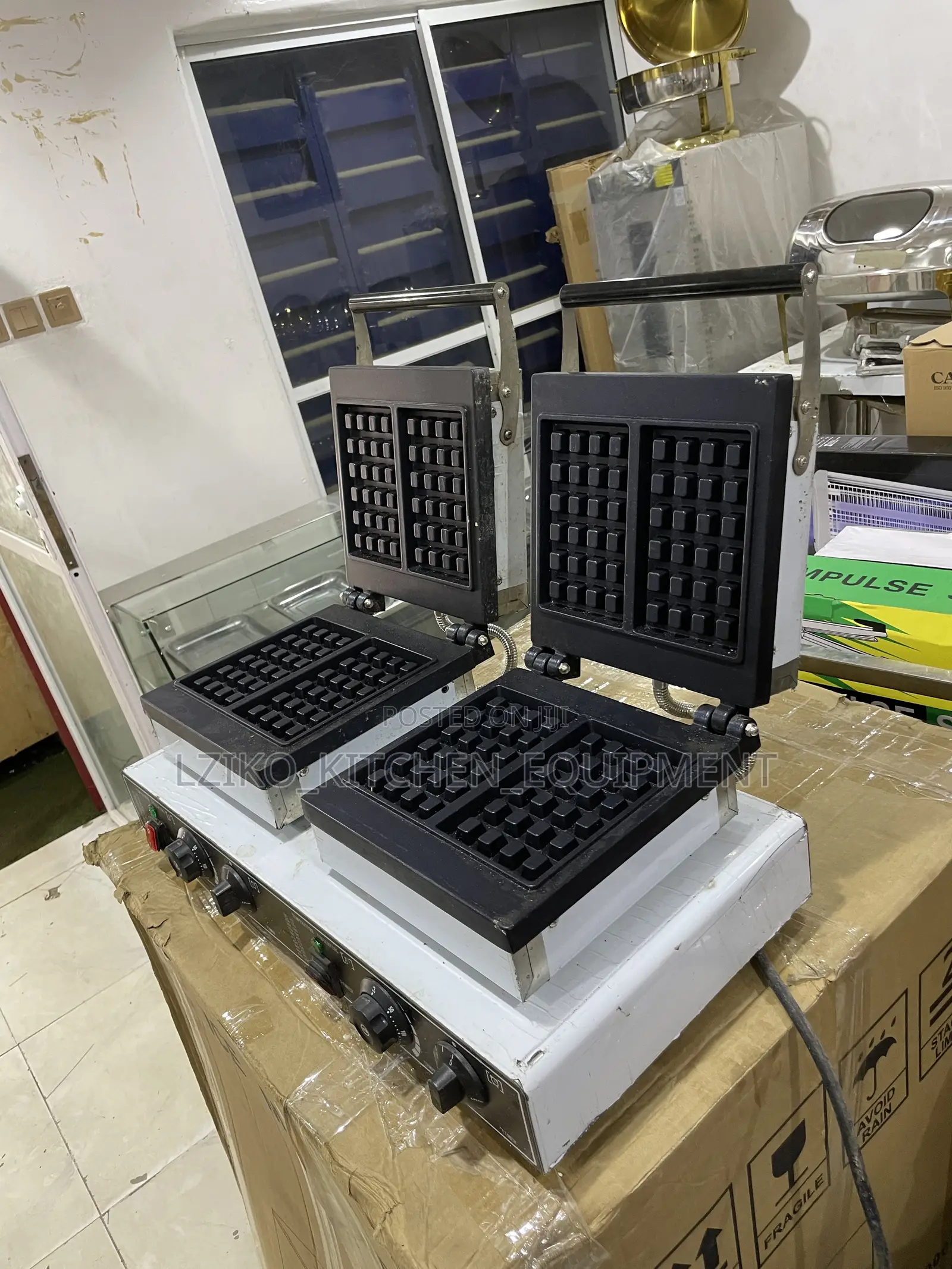 Waffle Makers Machine