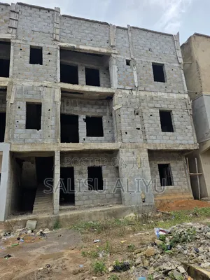 3bdrm Apartment in Dawaki for sale