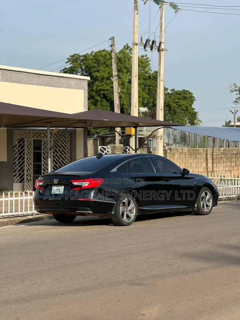 Honda Accord 2018 Black