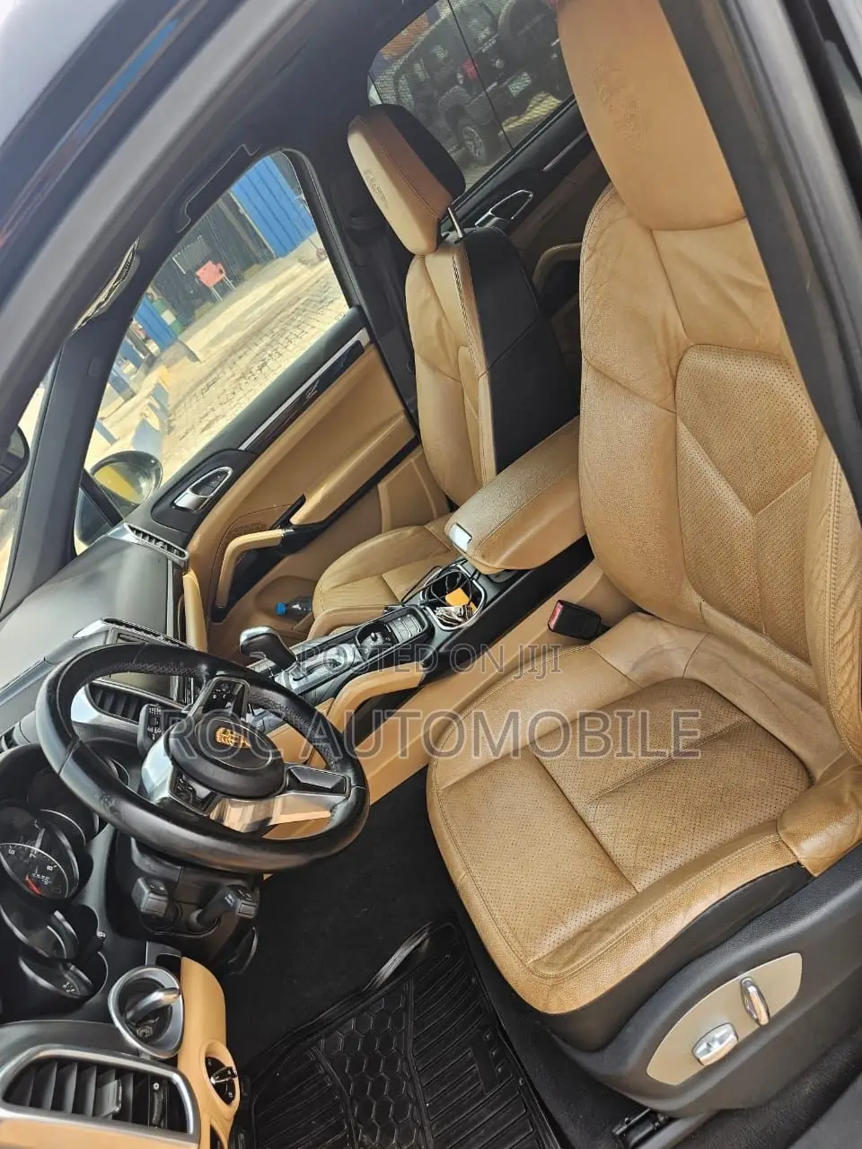 Porsche Cayenne 2015 Black