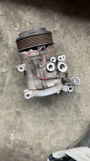 Manuel a/C Compressor for Toyota Tacoma New Model