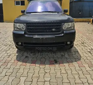 Land Rover Range Rover Vogue 2012 Black