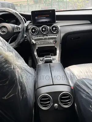 Mercedes-Benz GLC-Class 2018 White