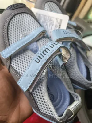 Min-Min Easy to Wear Shoes
