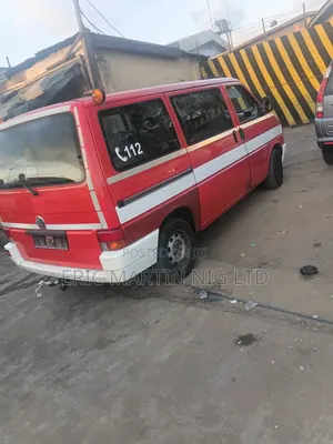 Volkswagen Transporter 2005 Red
