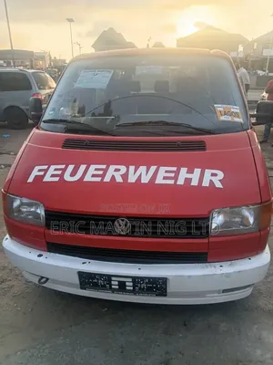 Volkswagen Transporter 2005 Red