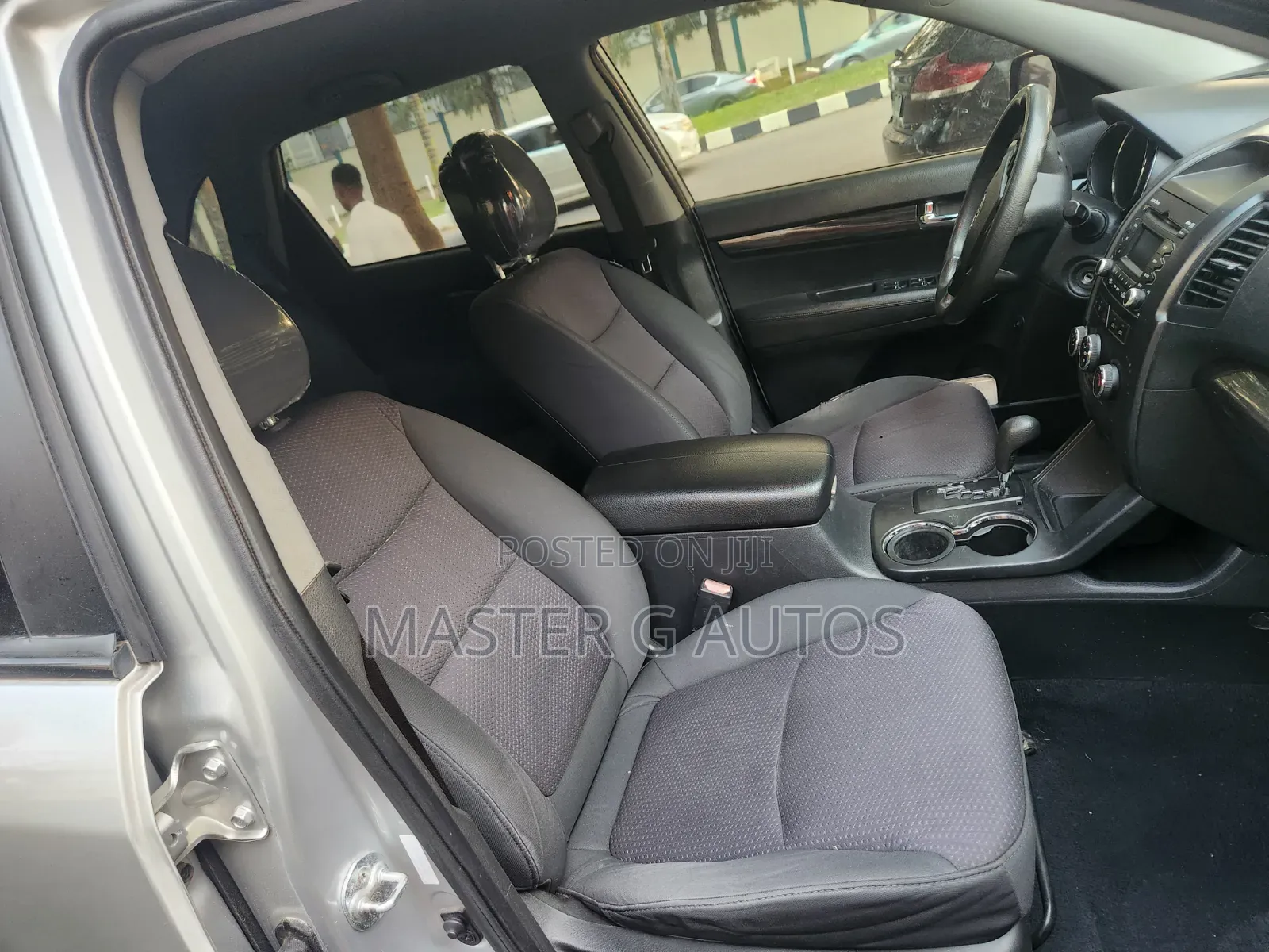 Kia Sorento 2012 Silver