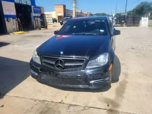 Mercedes-Benz C250 2012 Black
