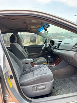 Toyota Camry 2006 Silver