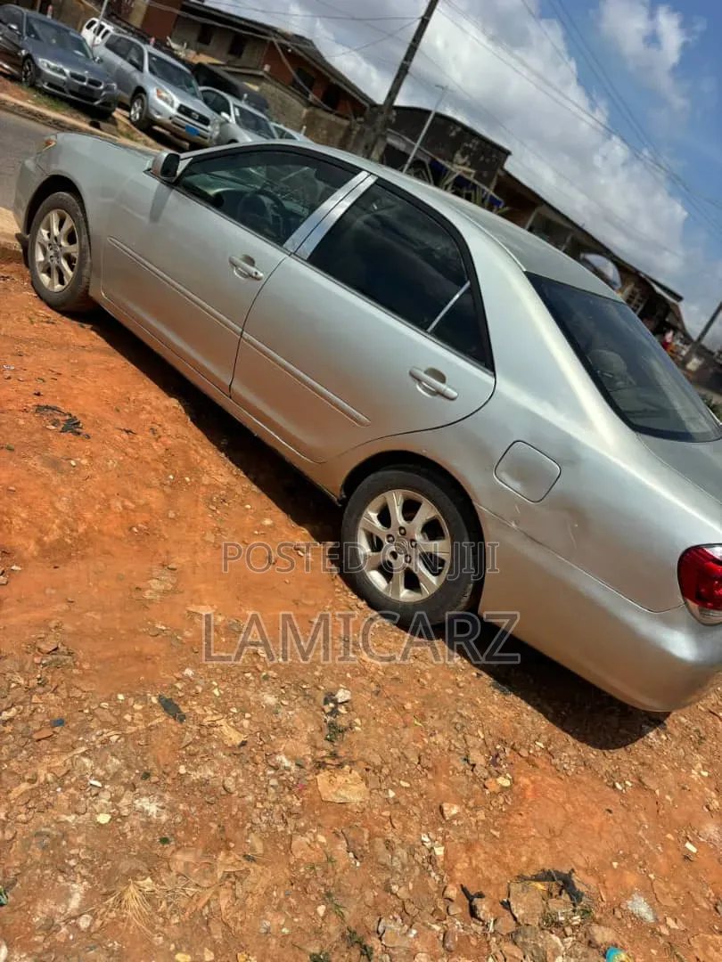 Toyota Camry 2006 Silver
