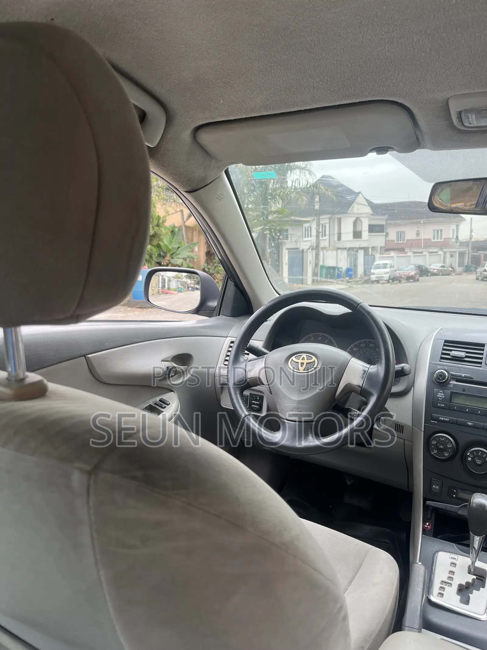 Toyota Corolla 2010 Gray