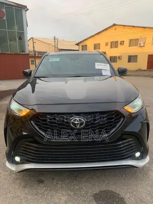 Toyota Highlander XSE 2021 Black