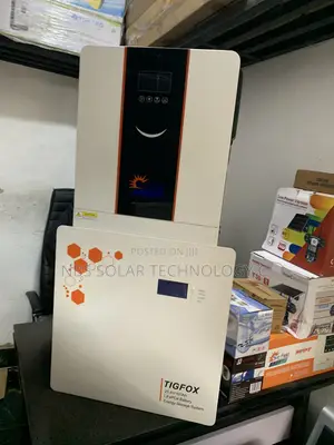 4.2kva Hybrid Inverter + 2.5kwh Lithium Ion Battery 3 Months Used