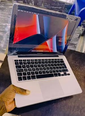 Laptop Apple MacBook Pro 8GB Intel Core i5 HDD 750GB