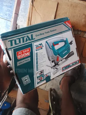 TOTAL 800W Industrial Jigsaw