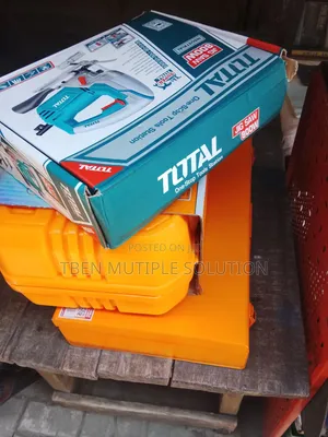 TOTAL 800W Industrial Jigsaw