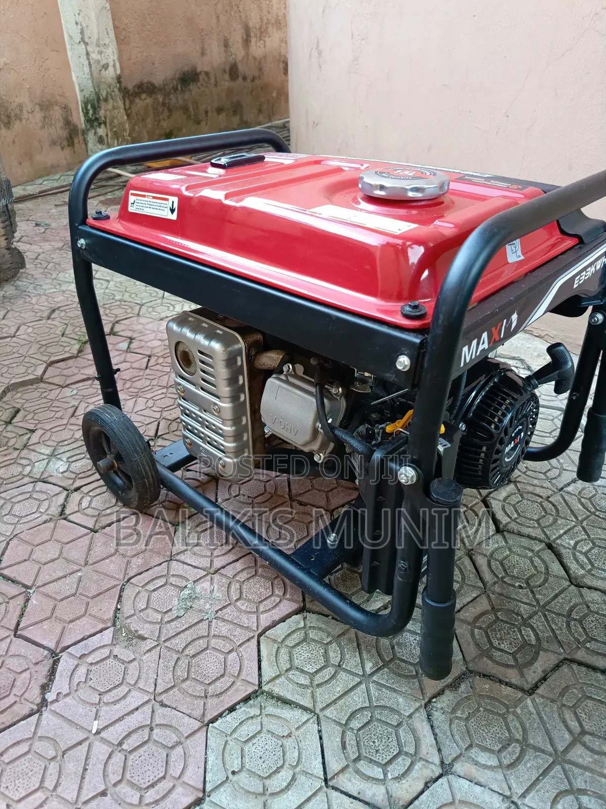 Maxi Gen 3.3kw Key + Wheel + Hand