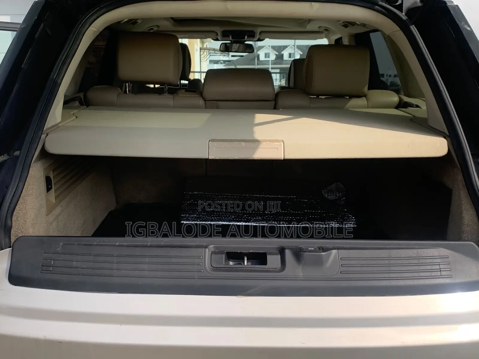 Land Rover Range Rover Vogue 2013 Gold