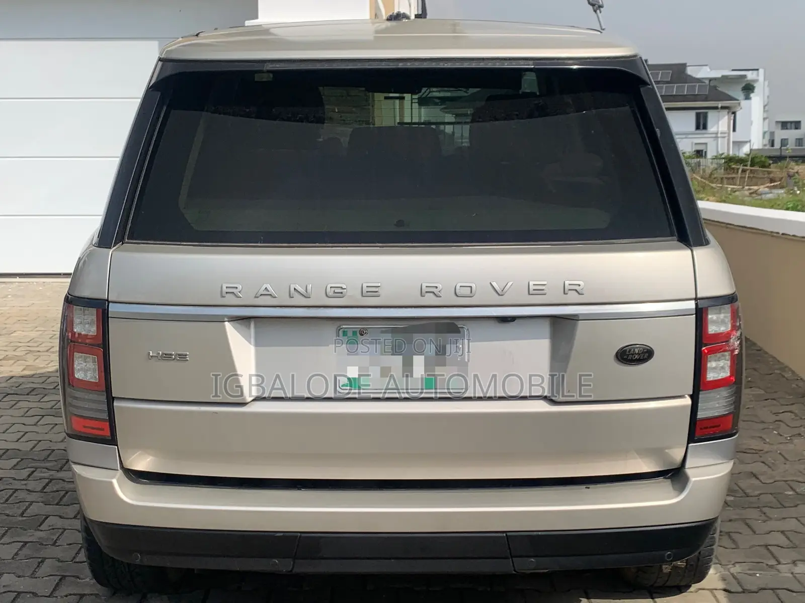 Land Rover Range Rover Vogue 2013 Gold