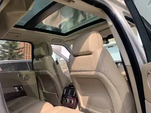 Land Rover Range Rover Vogue 2013 Gold