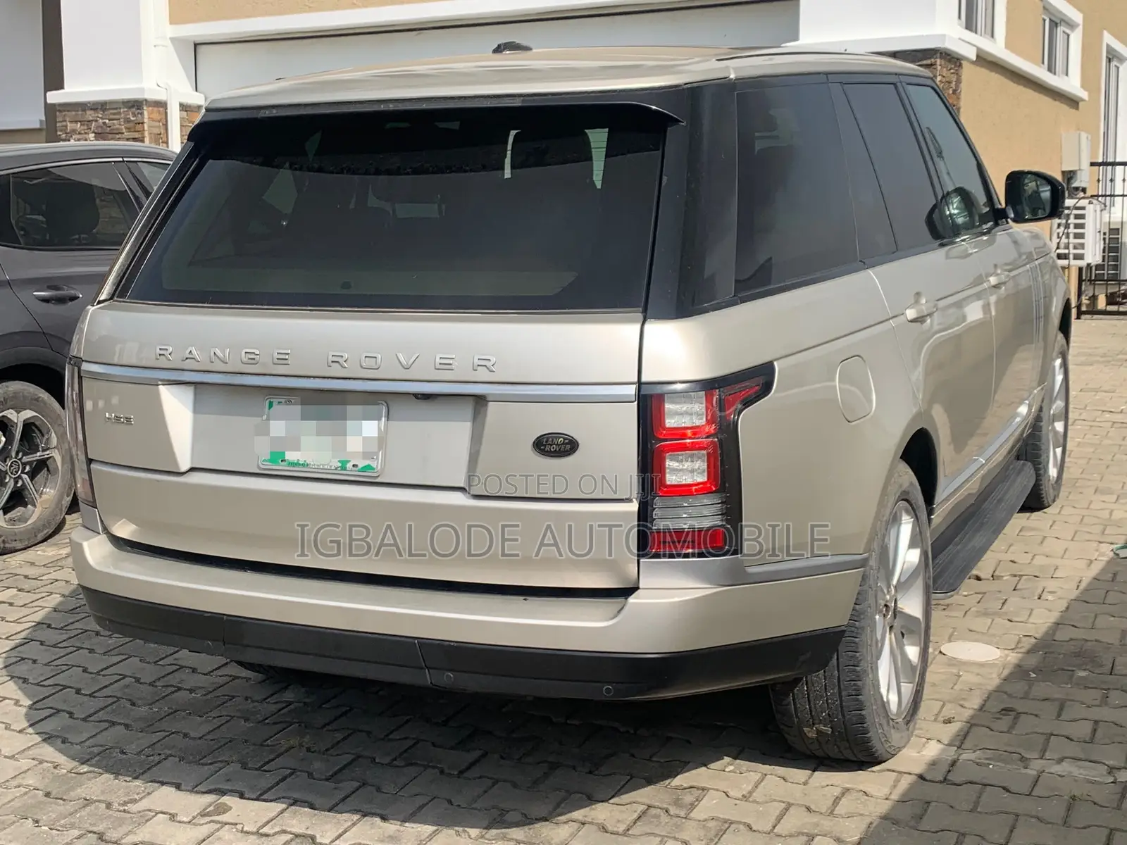 Land Rover Range Rover Vogue 2013 Gold