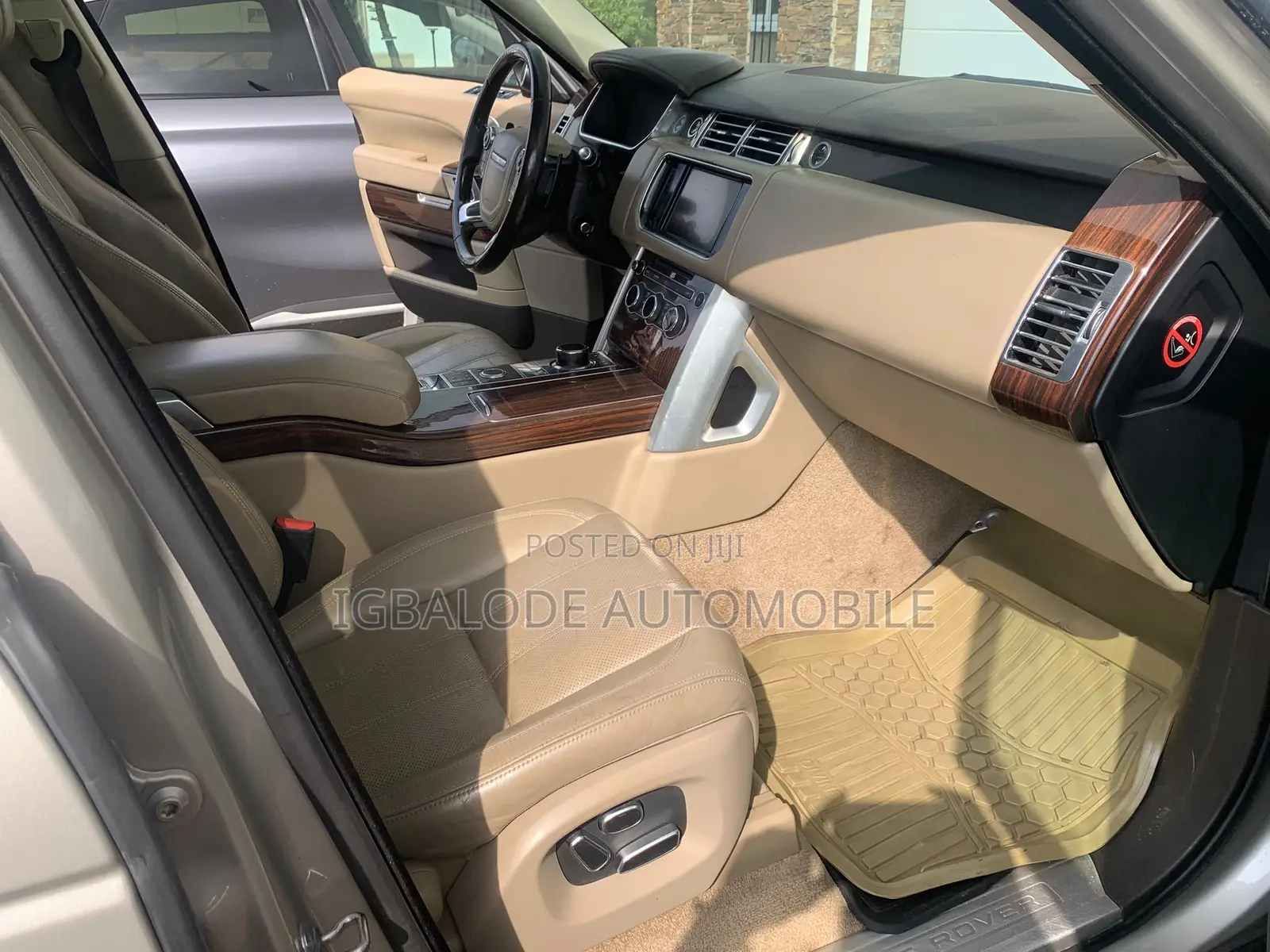 Land Rover Range Rover Vogue 2013 Gold