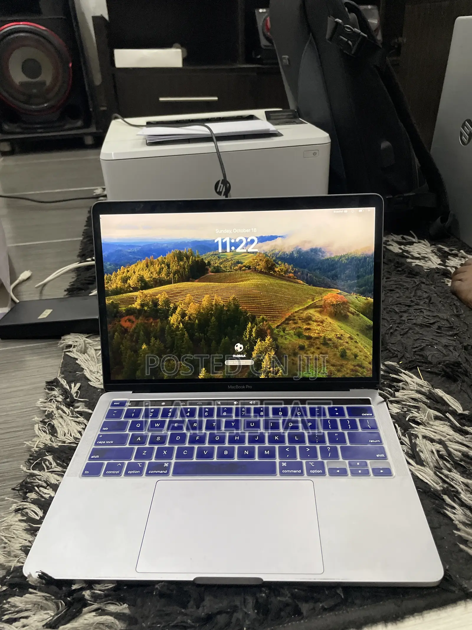 New Laptop Apple MacBook Pro 2020 16GB Intel Core i7 SSD 512GB