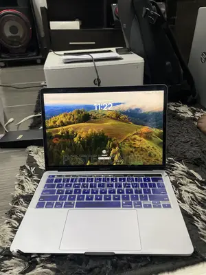 New Laptop Apple MacBook Pro 2020 16GB Intel Core i7 SSD 512GB