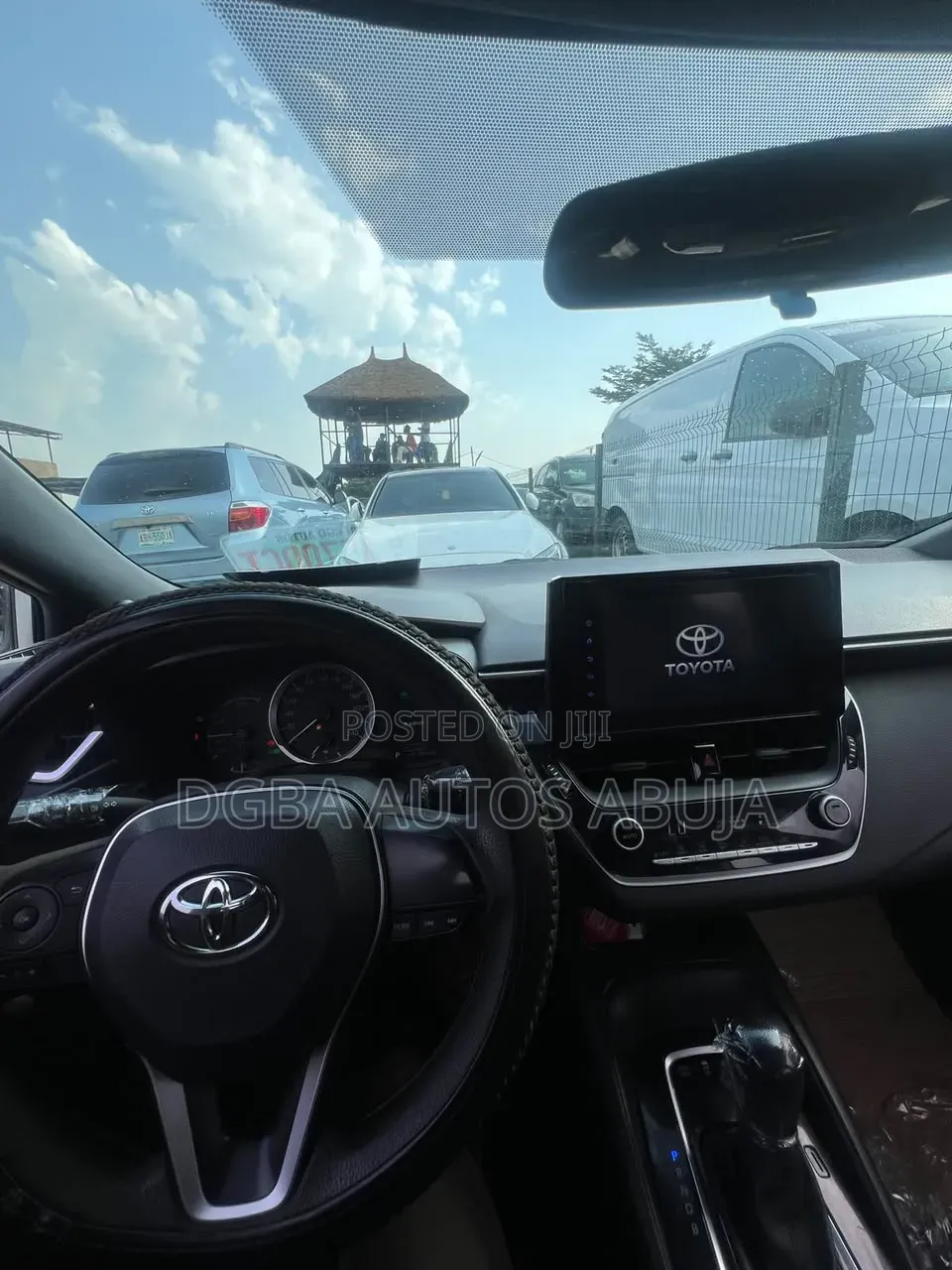 Toyota Corolla XSE 2023 Silver