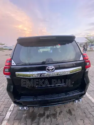 Toyota Land Cruiser Prado 2018 Black