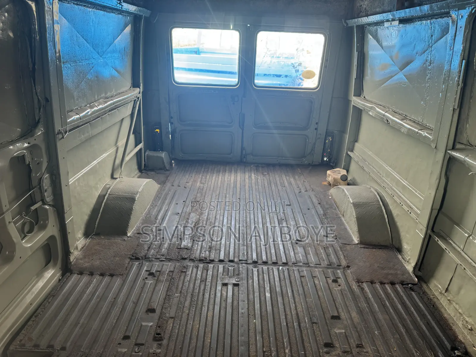 Volkswagen LT 2000 Blue
