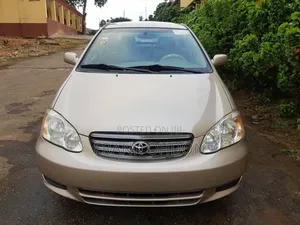 Toyota Corolla Sedan 2003 Gold