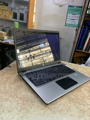 Laptop HP Folio 13 8GB Intel Core i5 SSD 256GB