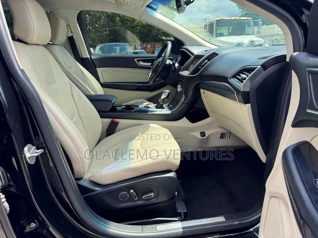 Ford Edge Titanium 4dr AWD 2017 Black