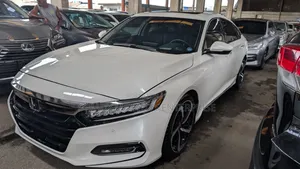 Honda Accord Sport 2.0T 2018 White
