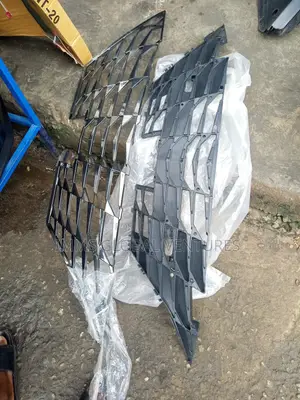 Front Grille Hyundai Elantra 2021/2022/2023