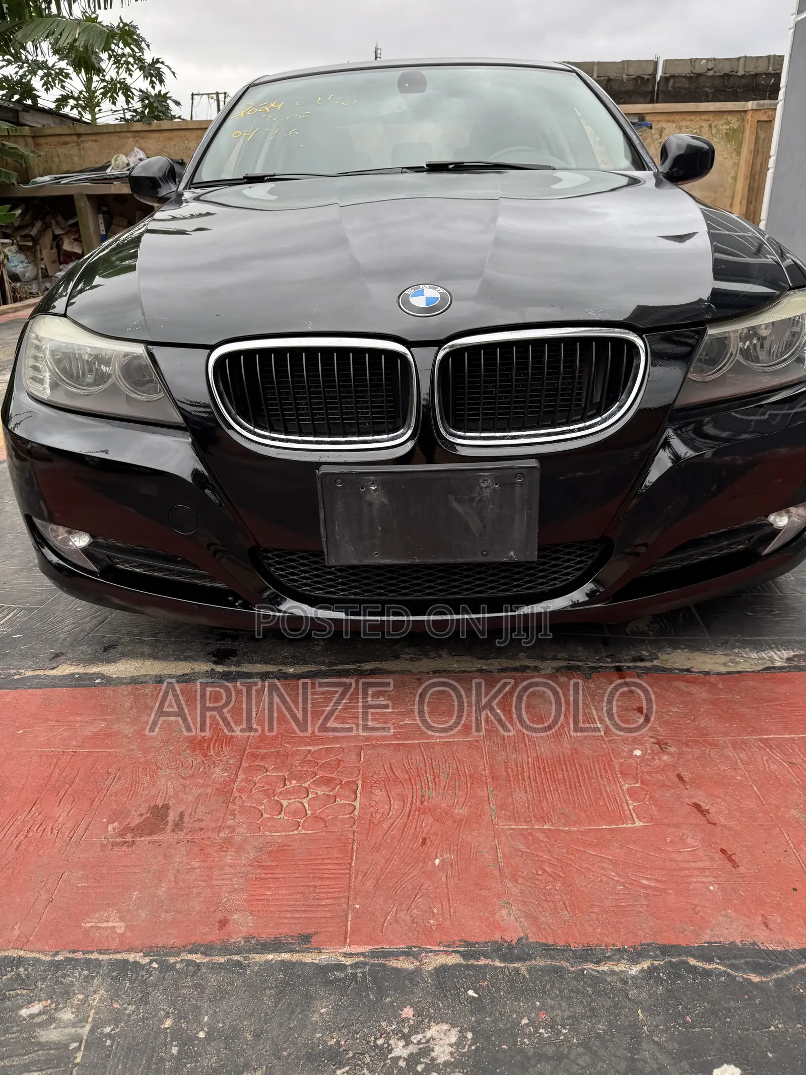 BMW 323i 2011 Black