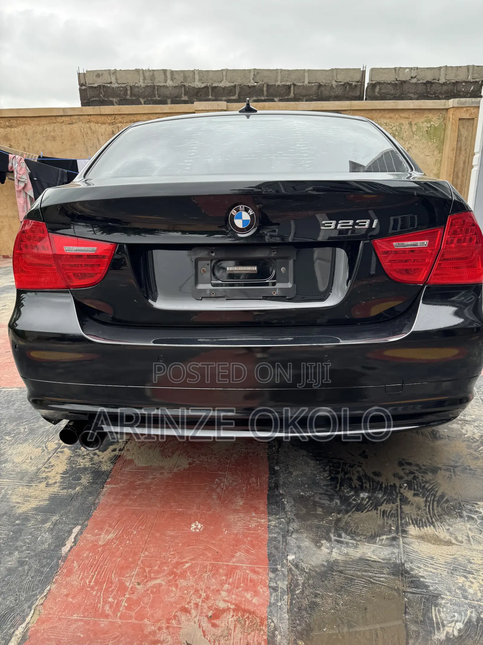 BMW 323i 2011 Black
