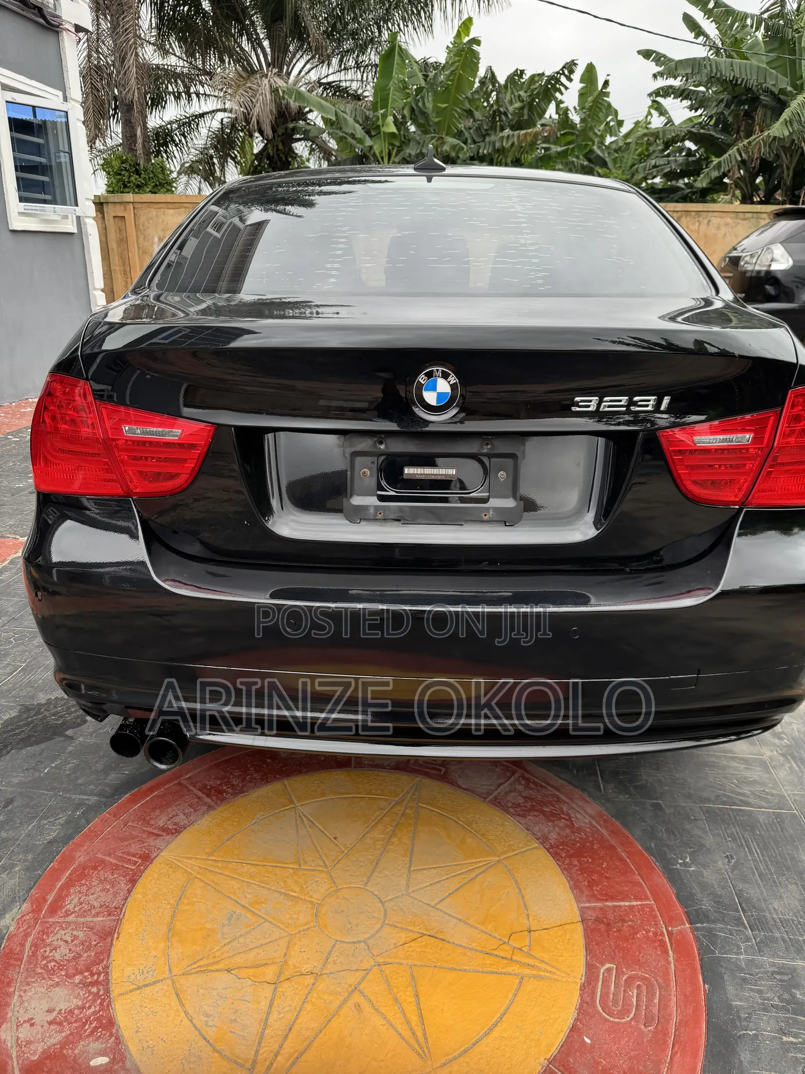 BMW 323i 2011 Black