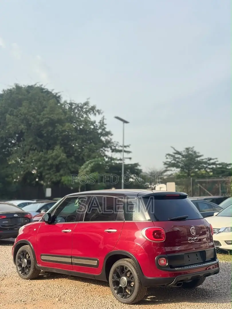 Fiat 500L 2015 Red