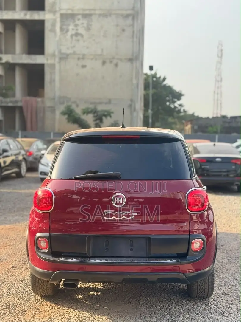 Fiat 500L 2015 Red