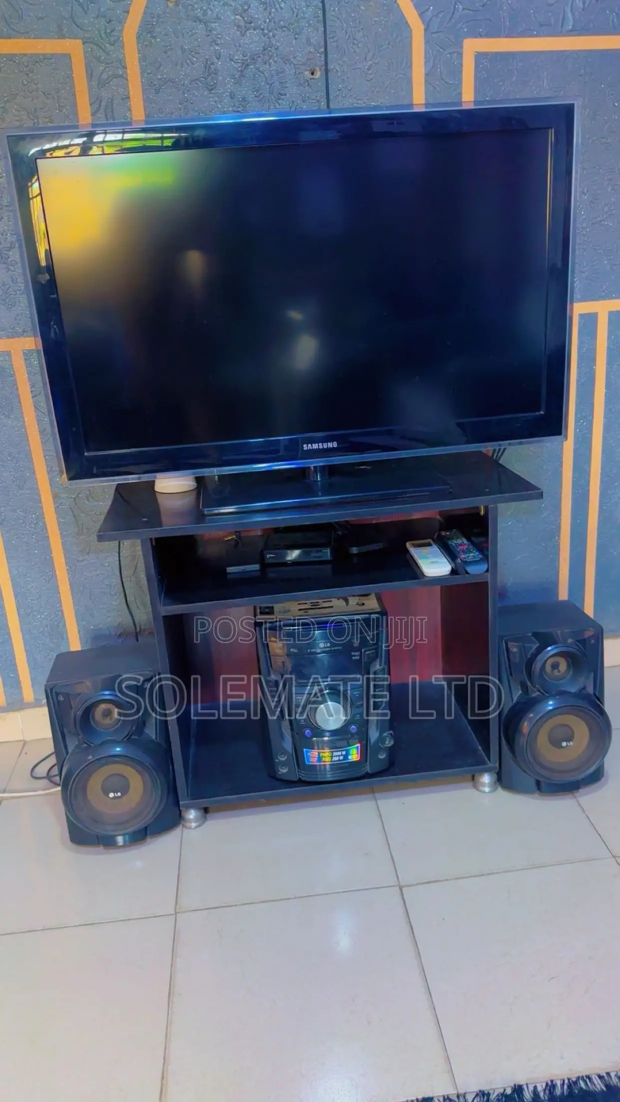 42” Samsung TV