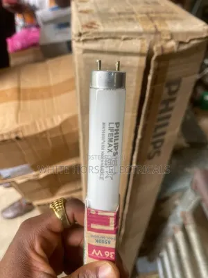 36watts Philip Lifemax Tube