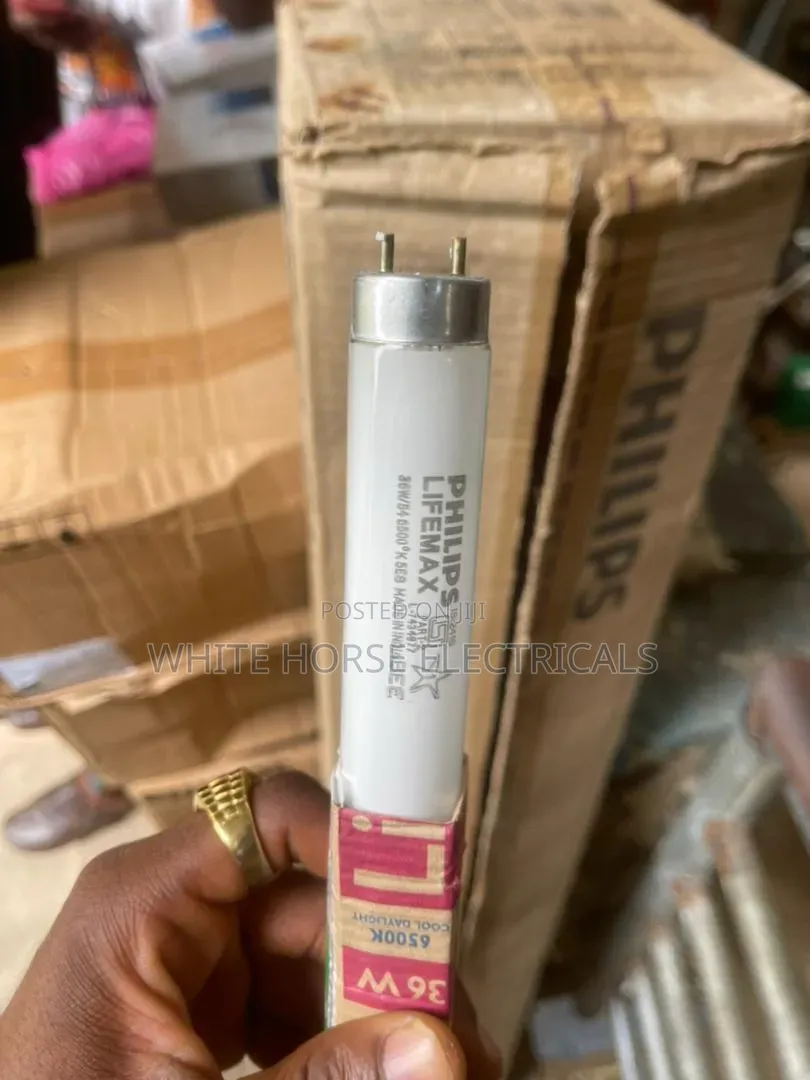 36watts Philip Lifemax Tube