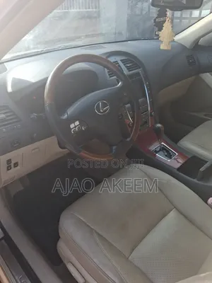 Lexus ES 350 2009 Gold
