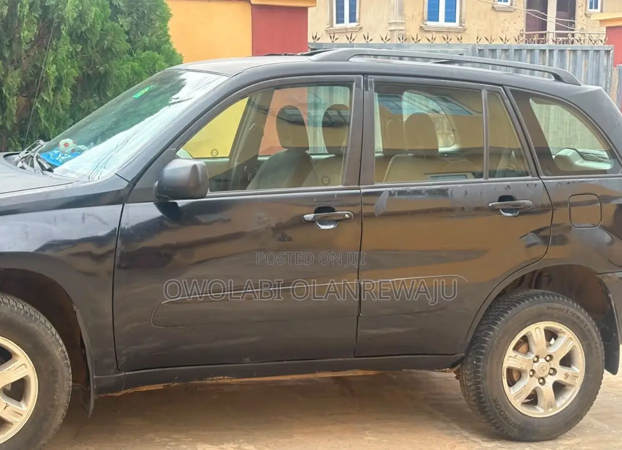 Toyota RAV4 Automatic 2003 Black