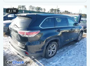 Toyota Highlander XLE V6 4x4 (3.5L 6cyl 6A) 2016 Blue