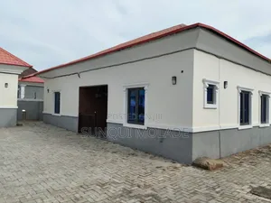 3bdrm Bungalow in Efab Estate, Apo Resettlement for rent