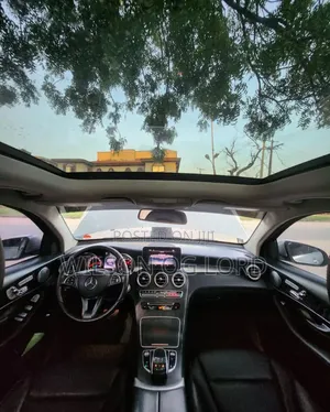 Mercedes-Benz GLC-Class 2017 Silver