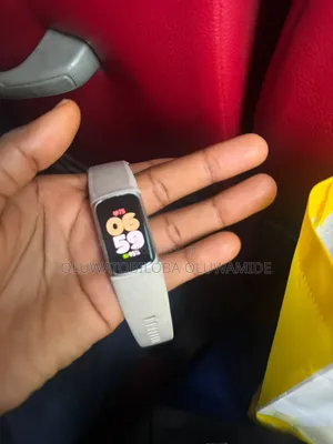 Fitbit Charge 6 Smart Fitness Tracker – Used, Excellent Condition